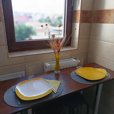 Apartment Luminia Cozy With Balcony *